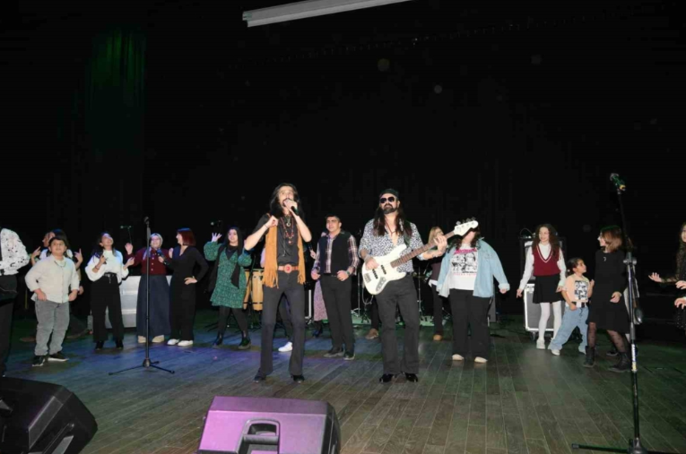 Barış Manço’nun anısına ses yarışması: Genç yetenekler göz doldurdu