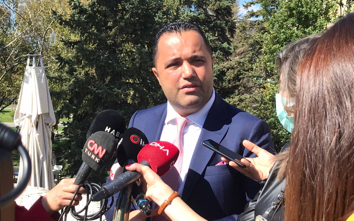 Avukat Rezan Epözdemir rüşvet, casusluk ve FETÖ’ye yardım iddiasıyla gözaltında