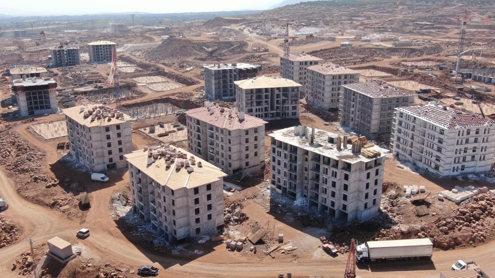 Hatay Hassa’da 622 afet konutunun inşaatı sürüyor