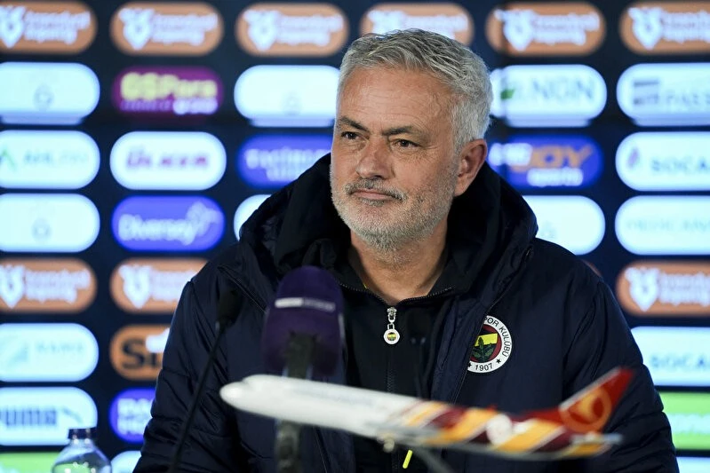 Mourinho’nun Douglas Luiz ısrarı: Fenerbahçe harekete geçti