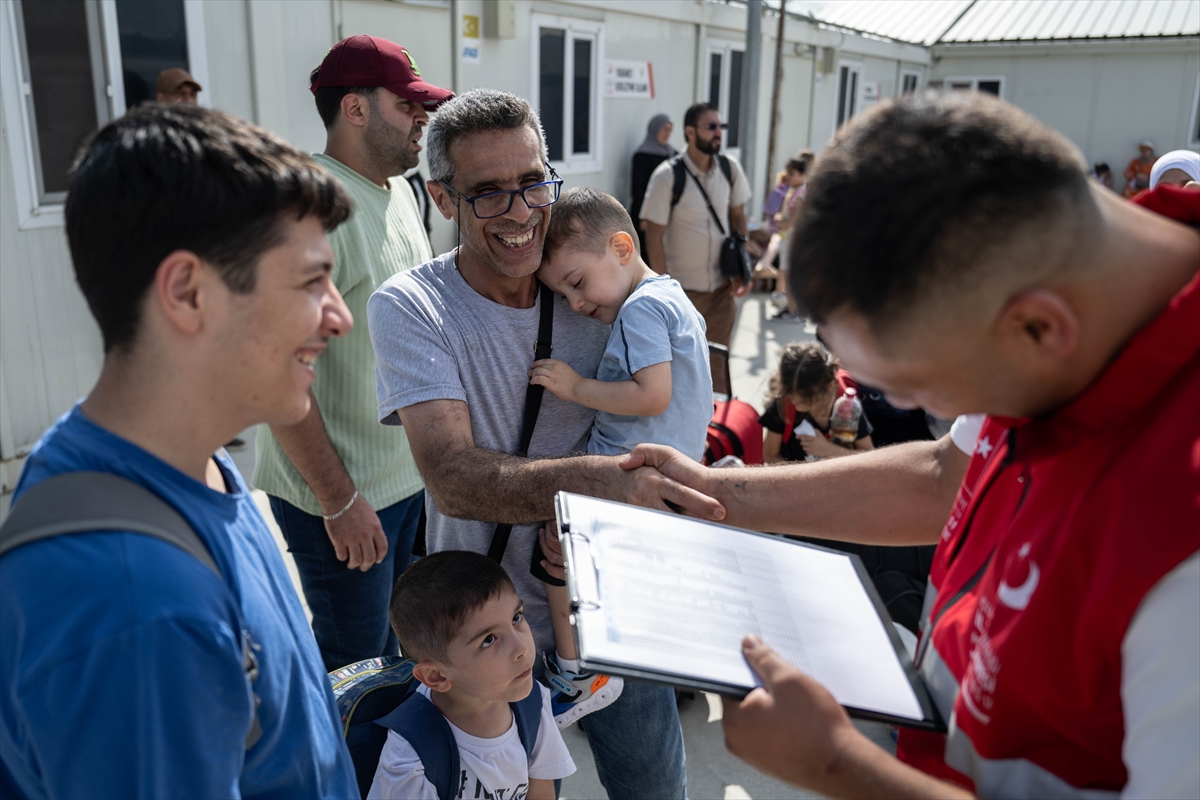 Suriye’ye gönüllü olarak dönenlerin sayısı 411 Bin 649 oldu