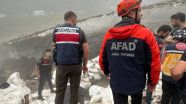 Rize’de Selin Yaraları Sarılıyor: Ayder Yolu Açılıyor, Tahliyeler ve Lojistik Destek Sürüyor