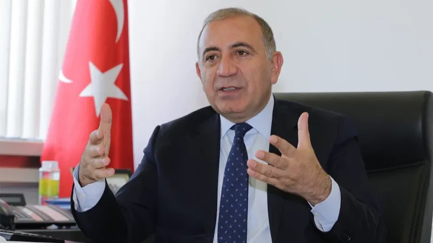Gürsel Tekin: Göreve başladık, CHP’yi kucaklayacağız