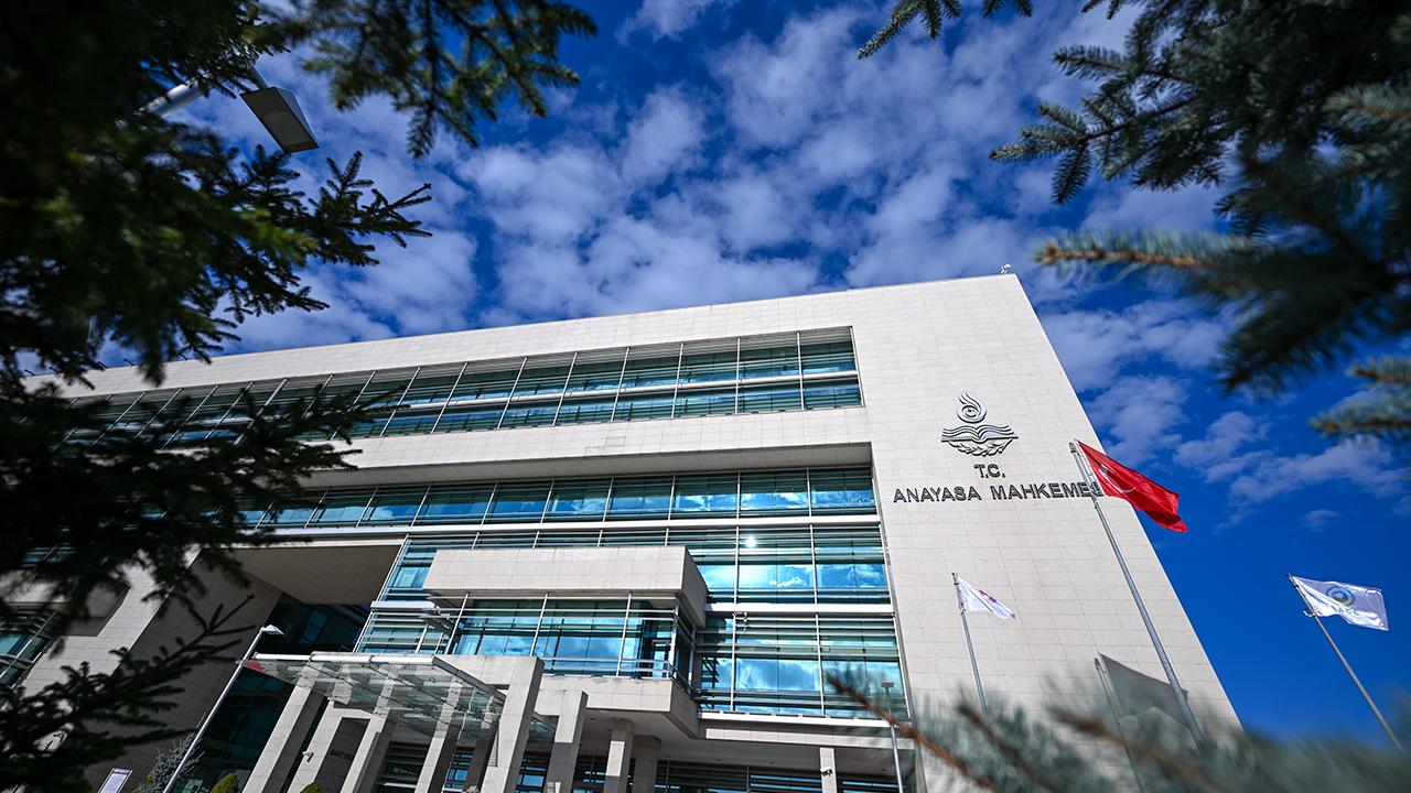 AYM’den enflasyon nedeniyle alacak değer kaybına ilişkin pilot karar