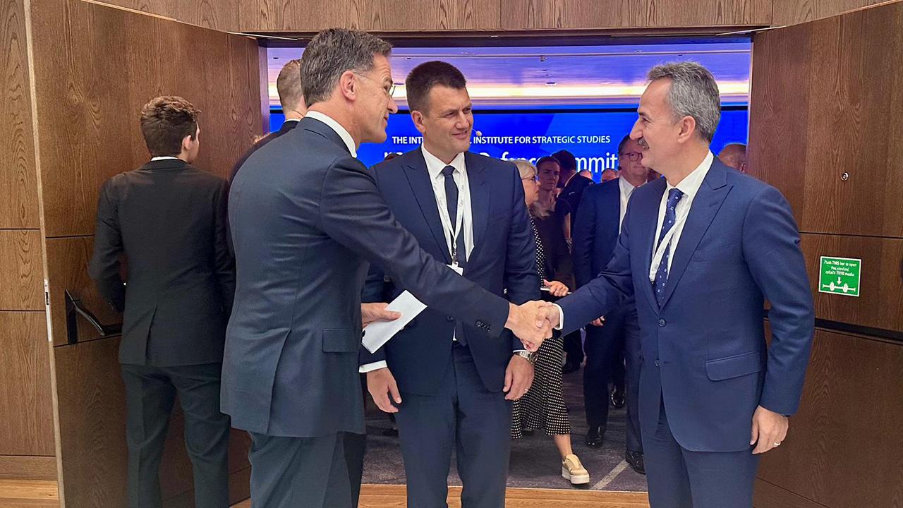 Savunma Sanayii Başkanı Görgün, NATO Genel Sekreteri Rutte ile Prag’da görüştü