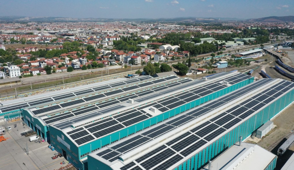 Milli Hızlı Tren Güneş Enerjisi İle Üretiliyor