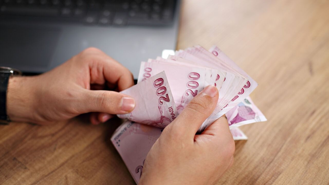 Emniyet personeline 100 bin lira promosyon müjdesi