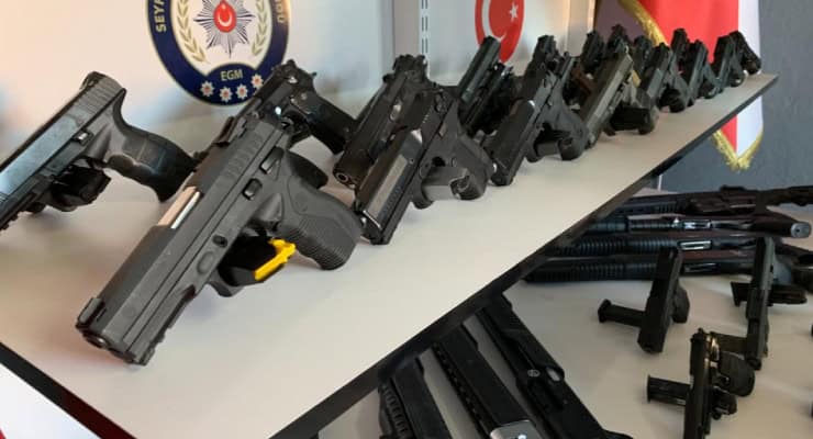41 ilde silah ve mühimmat kaçakçılarına darbe: 135 gözaltı