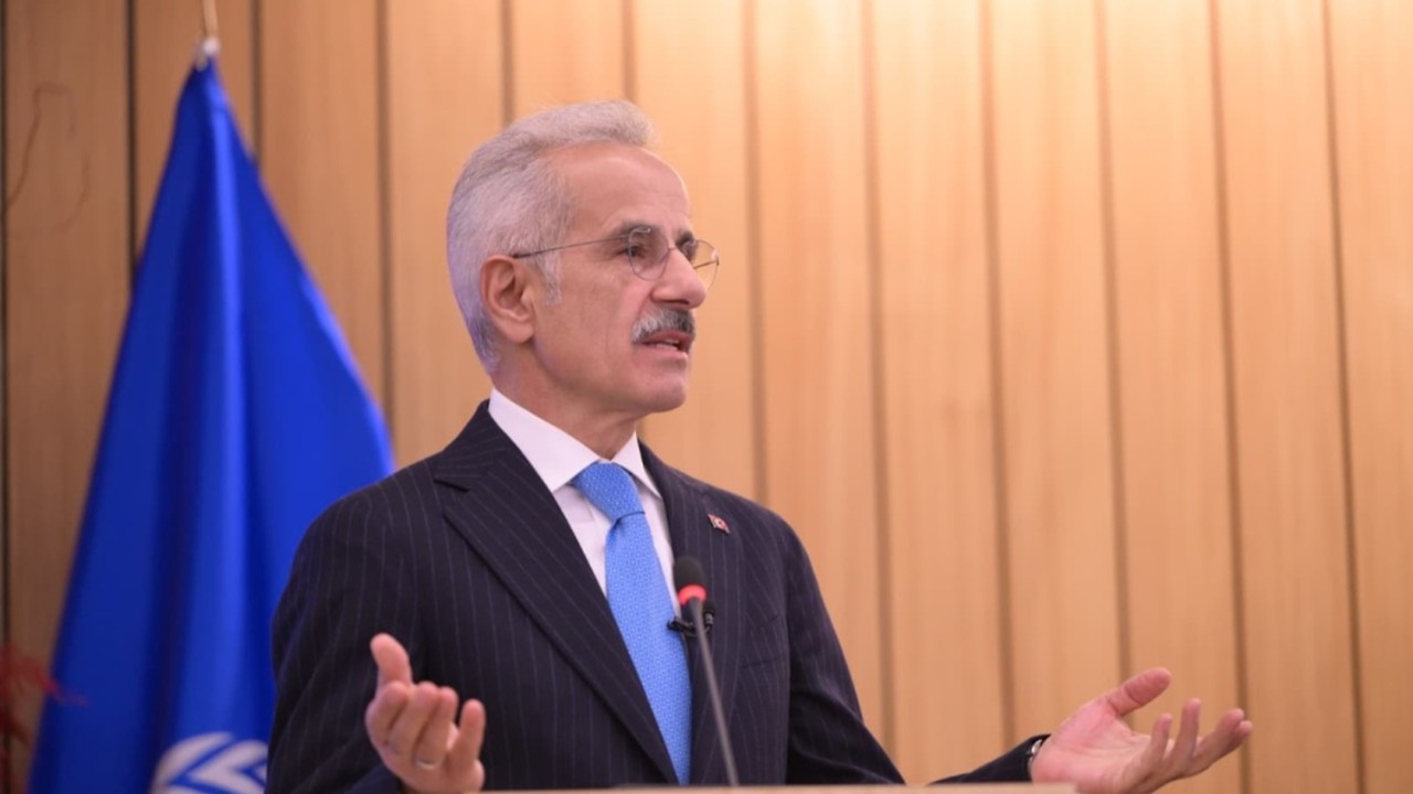 Bakan Uraloğlu: Zararlı içeriklere karşı daha sıkı dijital denetim geliyor