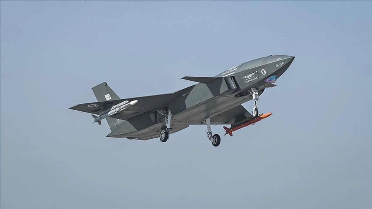 KIZILELMA dünyada bir ilke imza attı