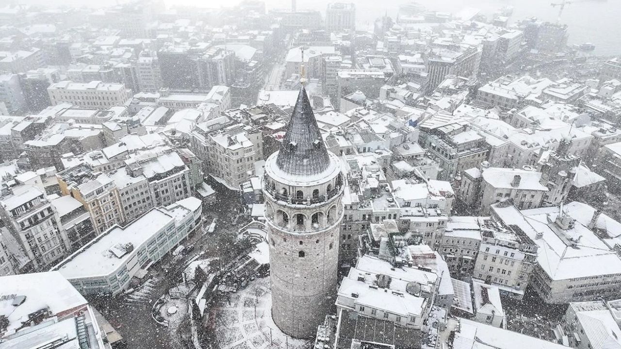 İstanbul’a kar geliyor: Sıcaklık 0 dereceye kadar düşecek