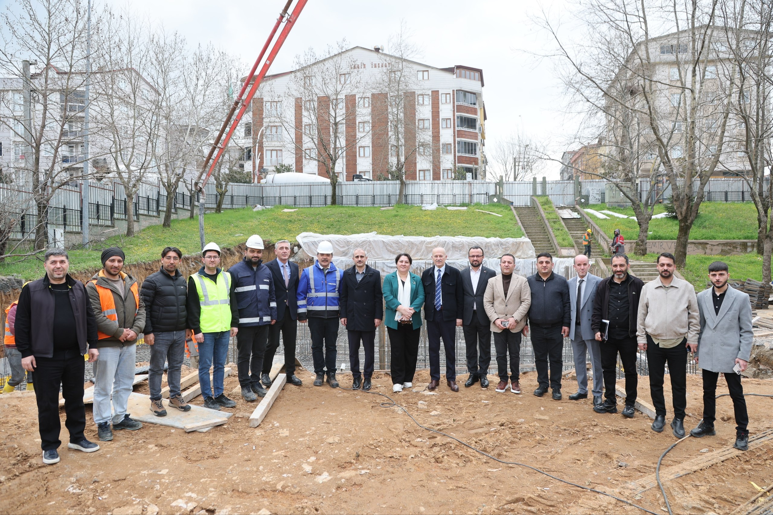 Özgürlük Mahallesi Bilgi Evi ve Aile Sağlığı Merkezi’nin temeli atıldı