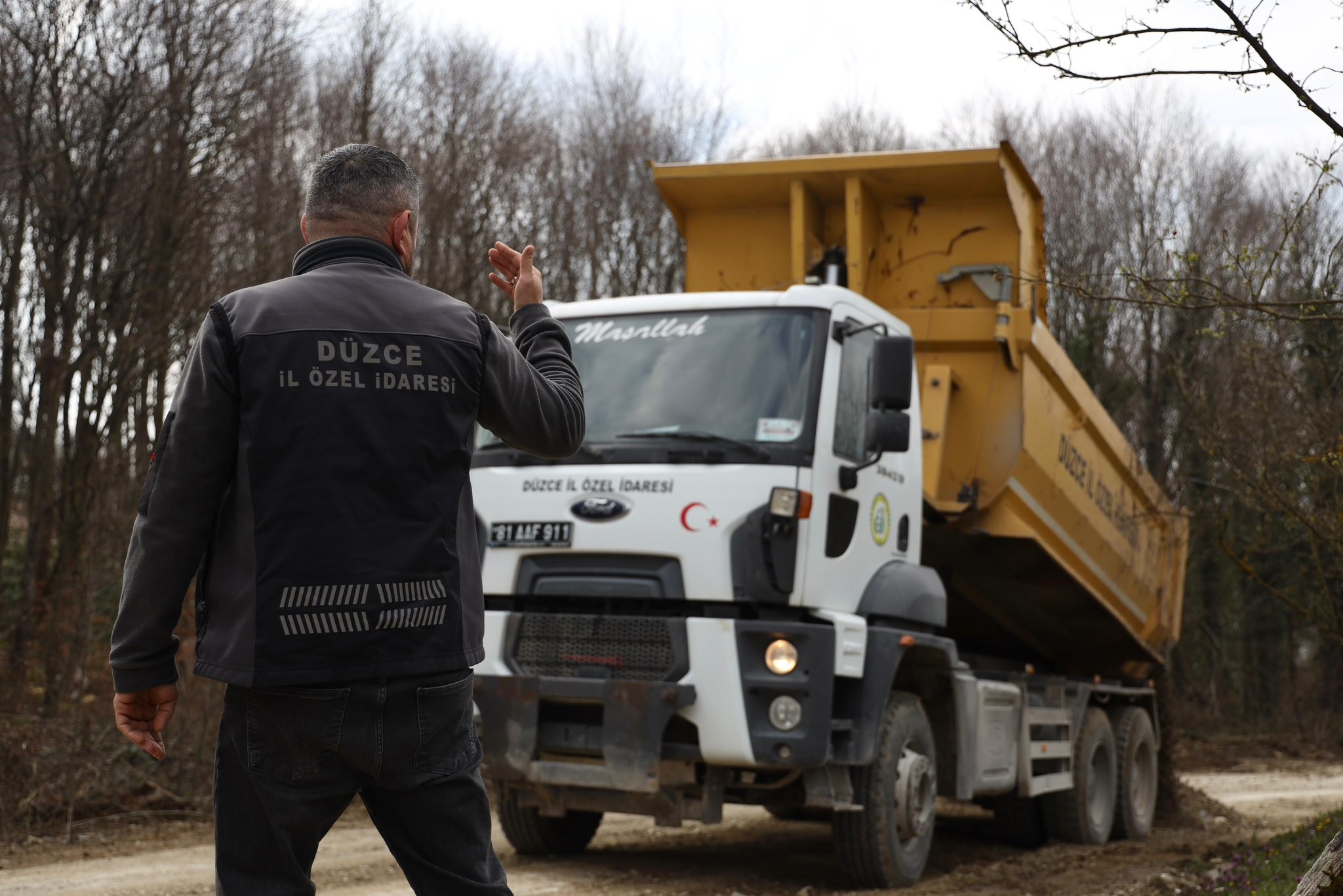 Köylerde yol bakım çalışmaları tamamlanıyor