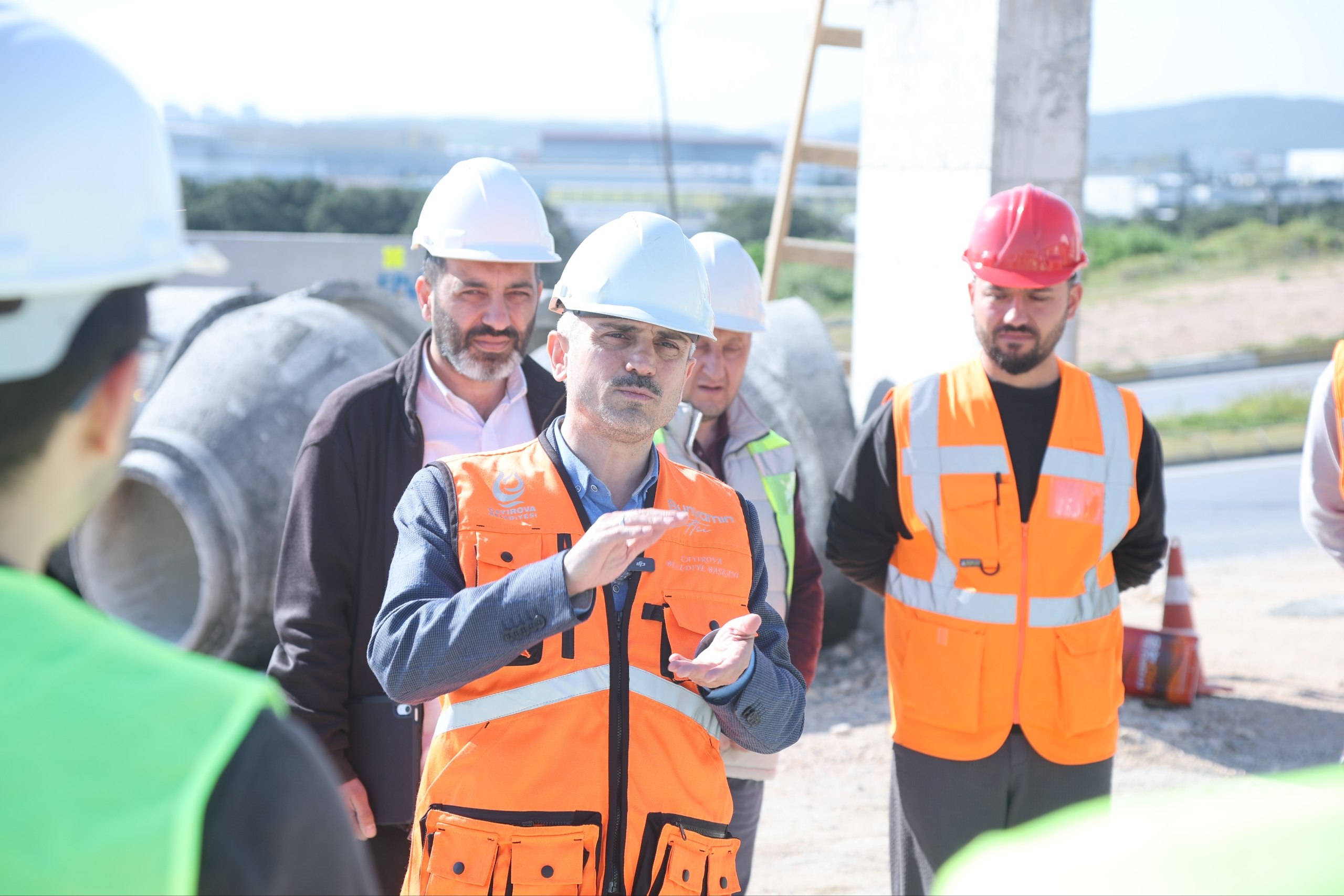 Çiftçi, hastane inşaatını GTÜ’lü öğrencilerle birlikte inceledi