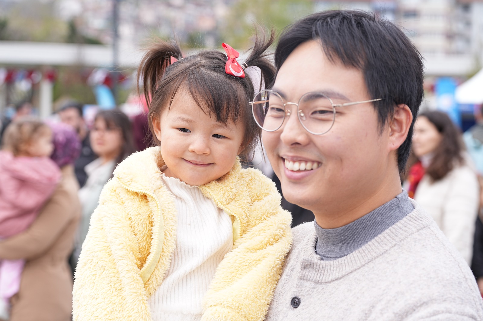 23 Nisan coşkusu sınırları aştı