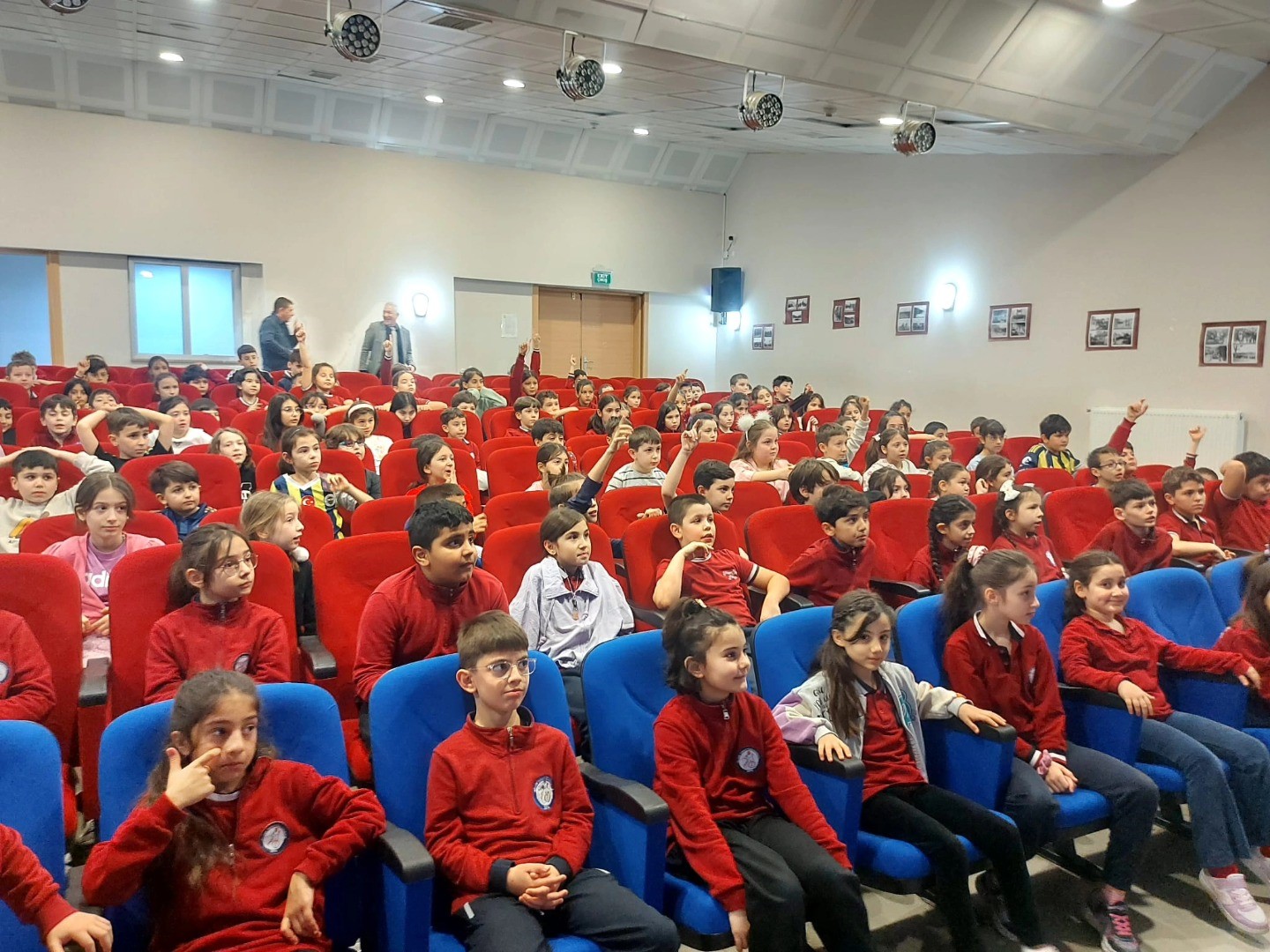 Gölcük’te ilkokul öğrencilerine Sıfır Atık eğitimi verildi