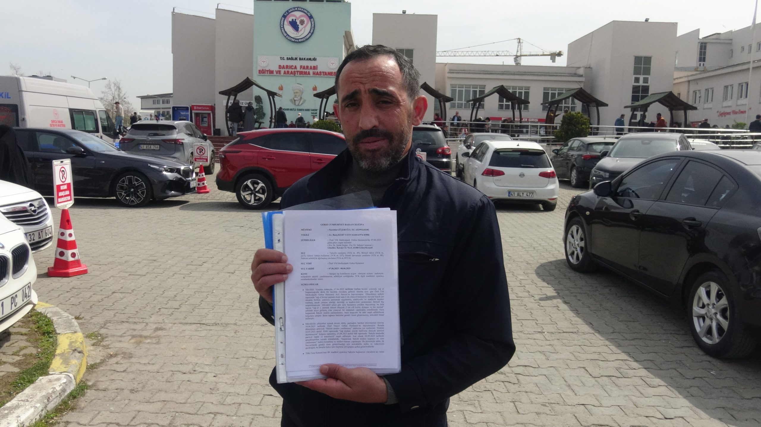 Kurban Bayramı’nda parmağını kesti, başına gelmeyen kalmadı