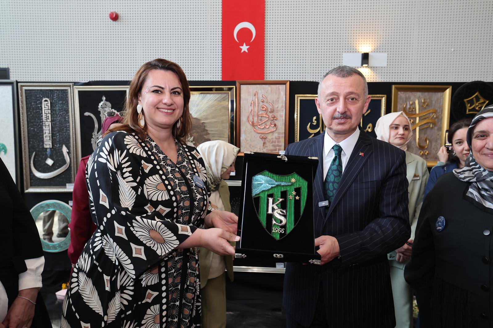 KO-MEK’ten İzmit’te büyüleyen yıl sonu sergisi