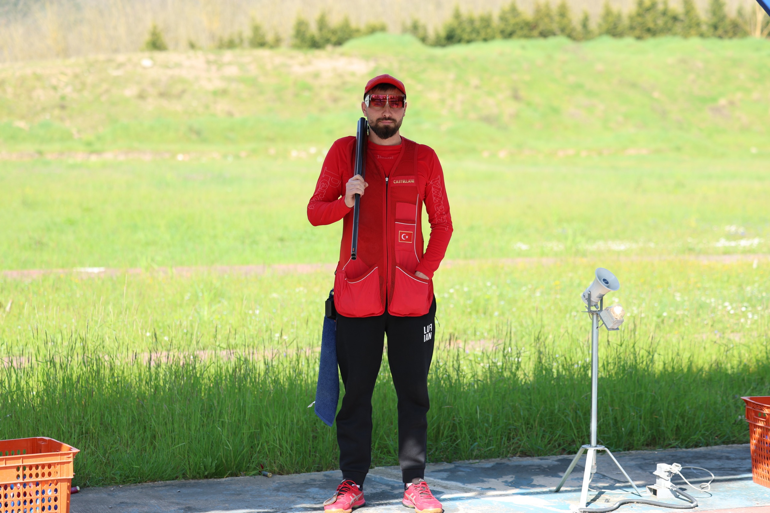 Kağıtsporlu Murat İlbilgi, atıcılık branşında İtalya’yı salladı