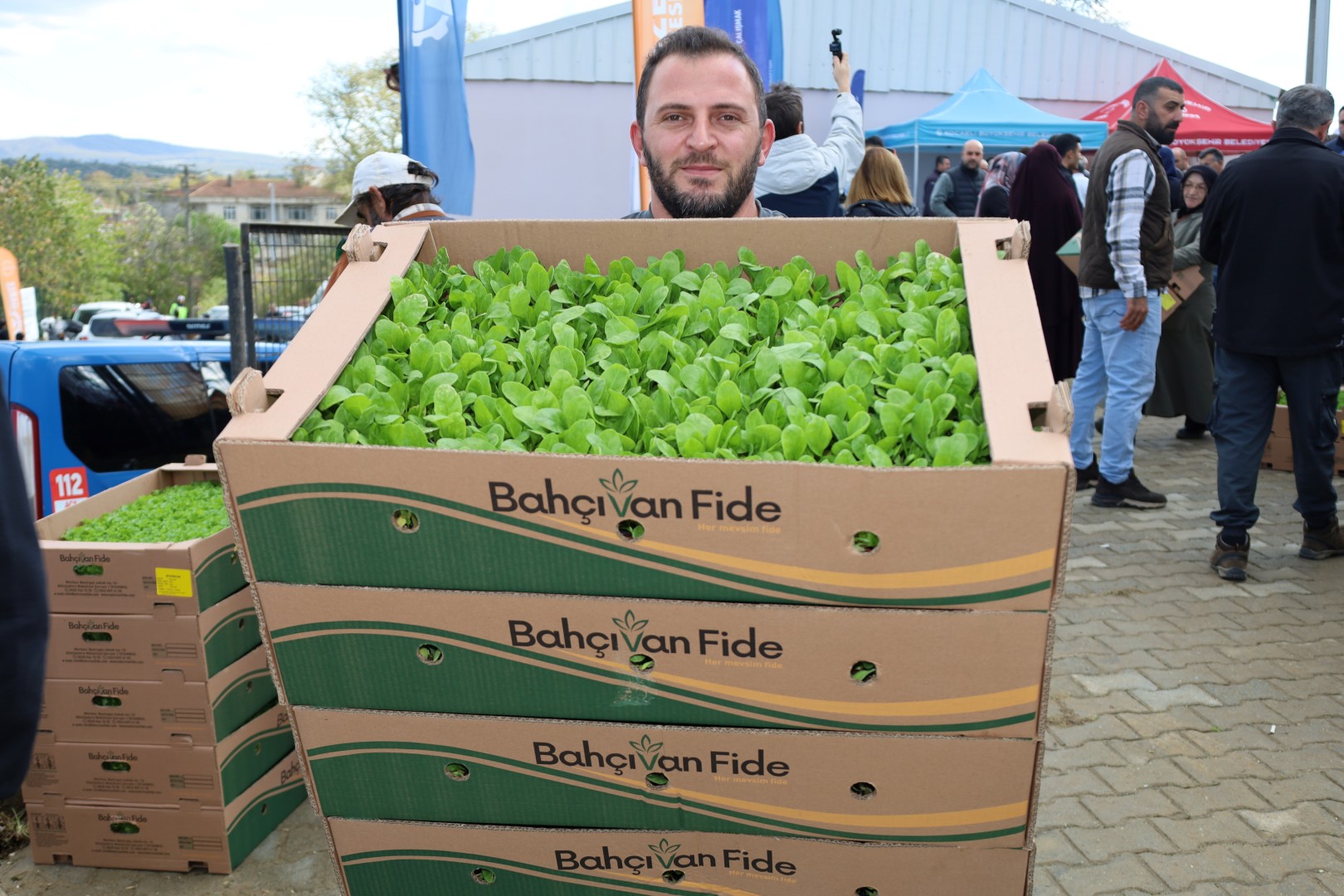 Kocaeli’de çiftçilere sebze fidesi desteği