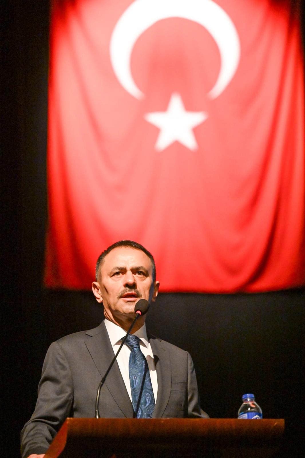 Vali Aktaş, Muhtarlarımıza Verilen Hizmet İçi Eğitim Programına Katıldı